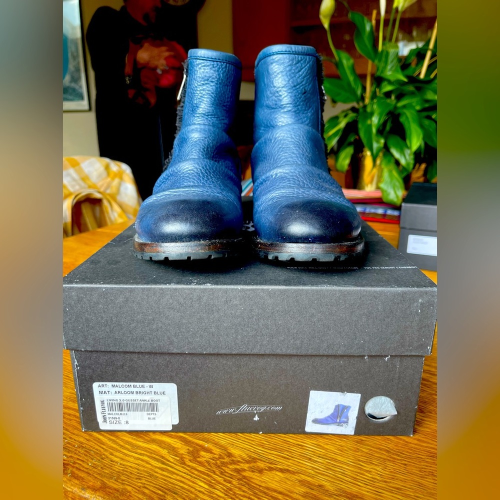 Fluevog Living 2.0 Malcolm Ankle Boot 8